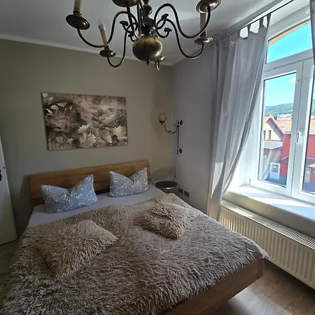 Palais Picard Westfluegel * Тале