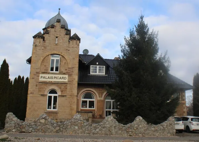 Palais Picard Westfluegel *